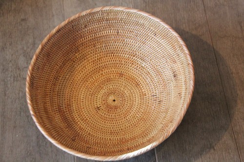 アタのラウンドボウルバスケット