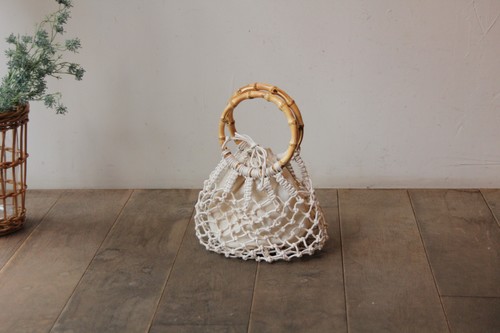 バンブーハンドルコットンマクラメバッグ