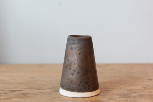 日本製陶器の小さな花瓶