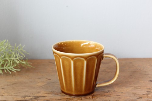 国産美濃焼の削ぎマグカップ