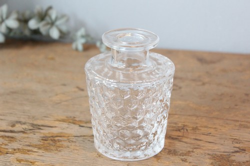 クリアガラスのミニフラワーベース