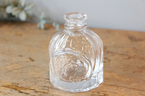 クリアガラスのミニフラワーベース