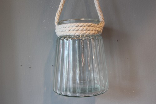 置いても吊っても使えるロープ付きガラスフラワーベース