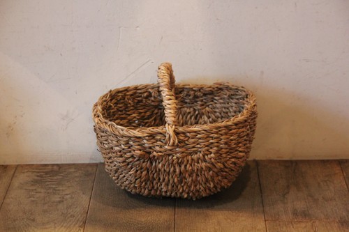 バングラデシュの素朴なホグラワンハンドルバスケット