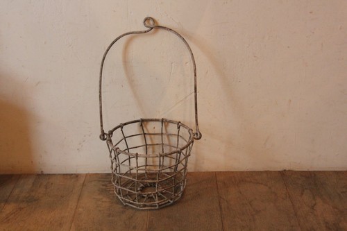 アイアン製ハンギングガーデンバスケット