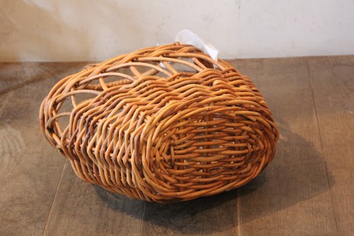 Lacakオーバルクロスかごバッグ