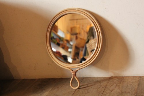 ラカックのラウンド型ミラー