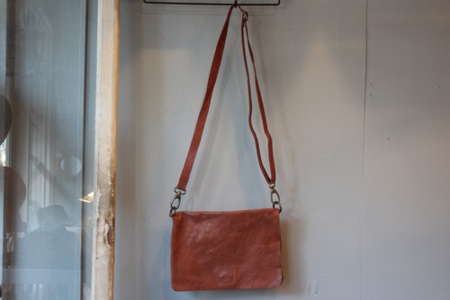 ゴートレザーショルダーバッグ