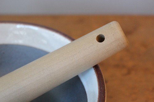 朴の木のすりこ木