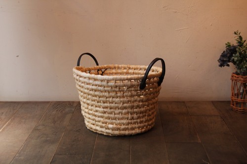 メイズラウンドバスケット