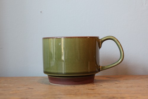 国産美濃焼のスタッキングマグ