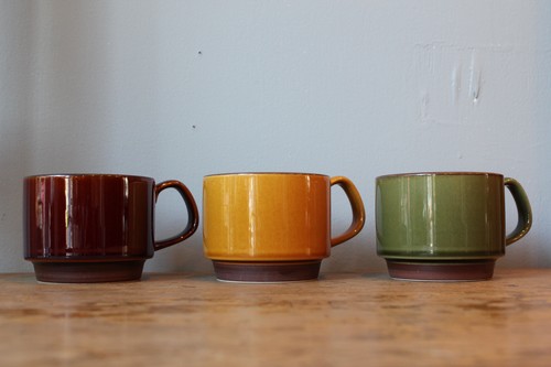 国産美濃焼のスタッキングマグ