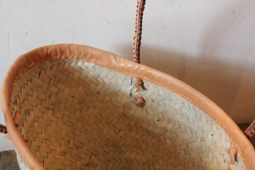 ケニアの肩掛けマルシェかごバッグ