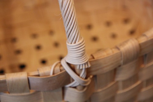 水杉のワンハンドルバスケット