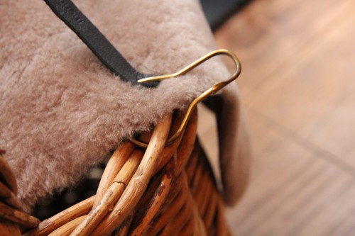 menuiオリジナルムートンかごバッグカバー