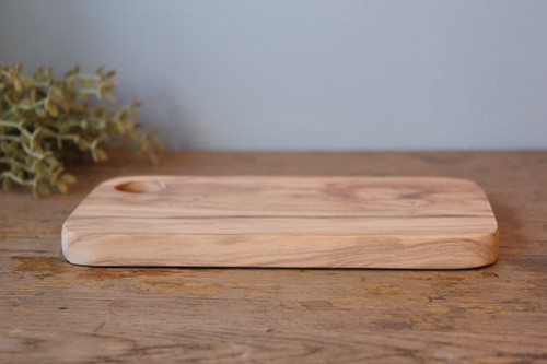 オリーブのカッティングボード