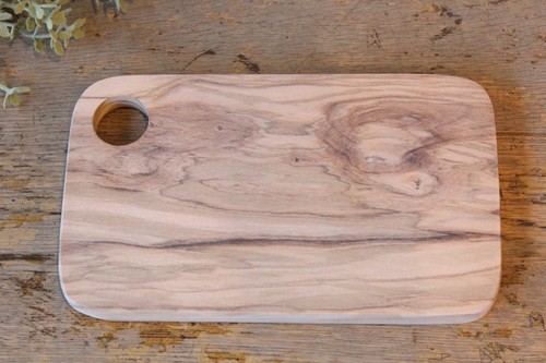 オリーブのカッティングボード
