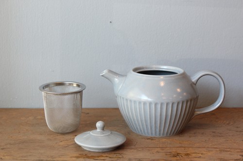 美濃焼磁器のティーポット日本製