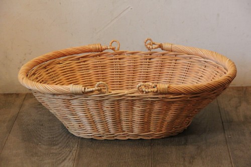 籐のかごラタン2ハンドルバスケット