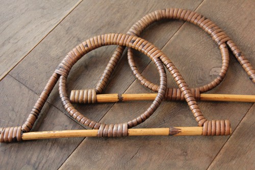 ハンドメイドバッグの籐の持ち手にラタンハンドル