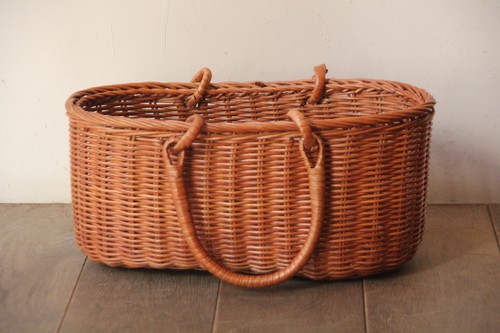 籐のかごラタンのお買い物かご
