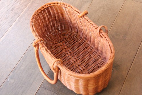 籐のかごラタンのお買い物かご