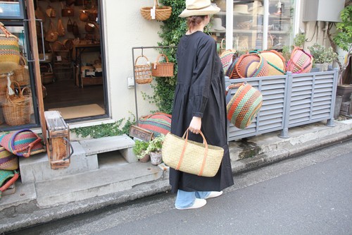 menuiオリジナルシーグラスレザーハンドルかごバッグ