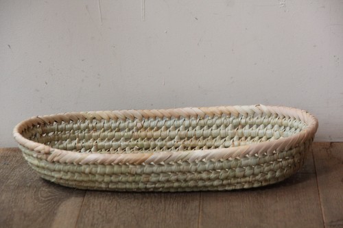 水草の透かしオーバルトレーかご