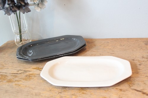 国産瀬戸焼のオクタングルグレープレート