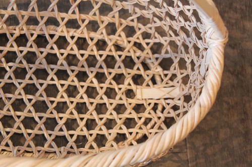 竹の六つ目編み楕円手付きかご日本製