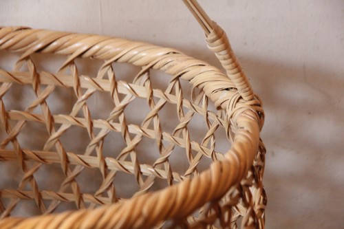 竹の六つ目編み楕円手付きかご日本製