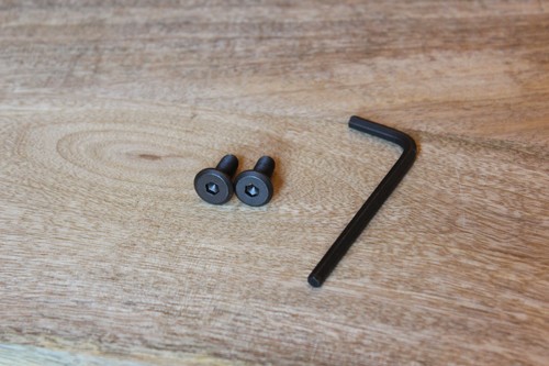 マンゴーウッドのアイアンスタンド