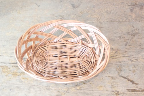 ポーランド製柳オーバルトレーバスケット