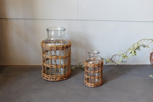 柳×ガラスのボトル型フラワーベース