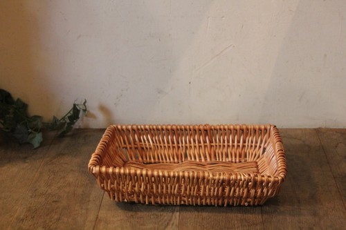 柳のスクエアトレーバスケット