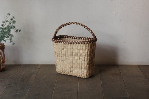 椰子×木皮の素朴なスクエアかごバッグアチョリバスケット