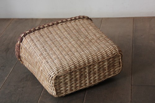 椰子×木皮の素朴なスクエアかごバッグアチョリバスケット