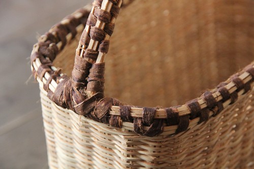 椰子×木皮の素朴なスクエアかごバッグアチョリバスケット