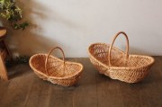 柳のワンハンドルフラワーバスケット