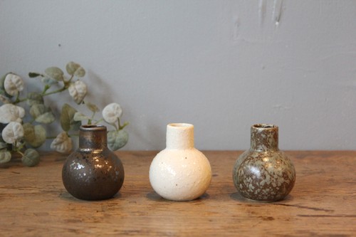 日本製磁器の花器万古焼ミニフラワーベース