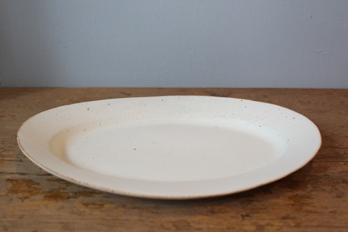 日本製たたら作り陶器の楕円皿