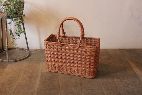 籐ラタンのかごバッグ