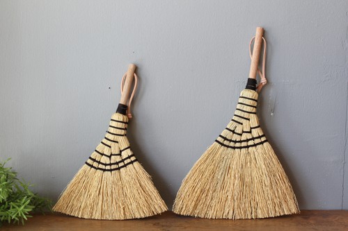 ソルガムのミニほうき