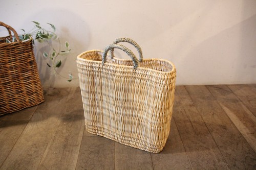 ストローかごバッグ