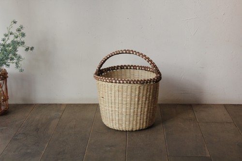椰子×木皮の素朴なラウンドかごバッグアチョリバスケット