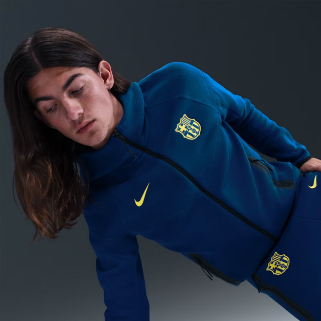 日本未展開】 FCバルセロナ テック ウインドランナー ジャケット 25/26