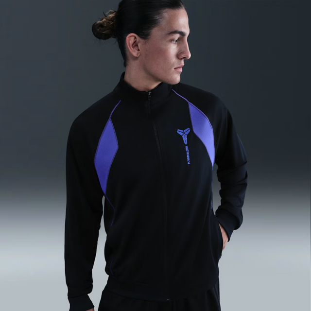 FCバルセロナ ファンダメンタル ジャケット 25/26（ブラック/ペルシアンバイオレット）