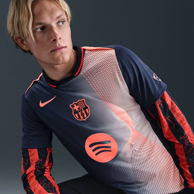 NIKE FCバルセロナ　プラクティスシャツ　セットアップ　Mサイズ　新品未使用 NIKE FCバルセロナ プラクティスシャツ セットアップ Mサイズ