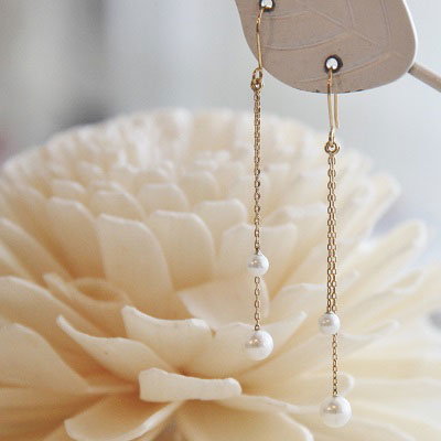 18金ゴールド-華奢シンプルピアス「リトルマーメイド淡水パールダブルストーンフックピアス」