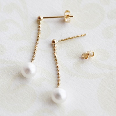 18金ゴールド-華奢シンプルピアス「リトルマーメイド淡水パールスウィングピアス」